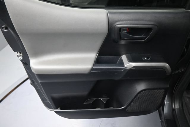 Used 2019 Toyota Tacoma SR5 AWD/4WD image 77