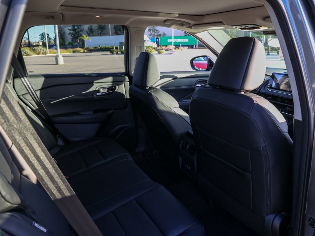 New 2026 Nissan Rogue SV image 17