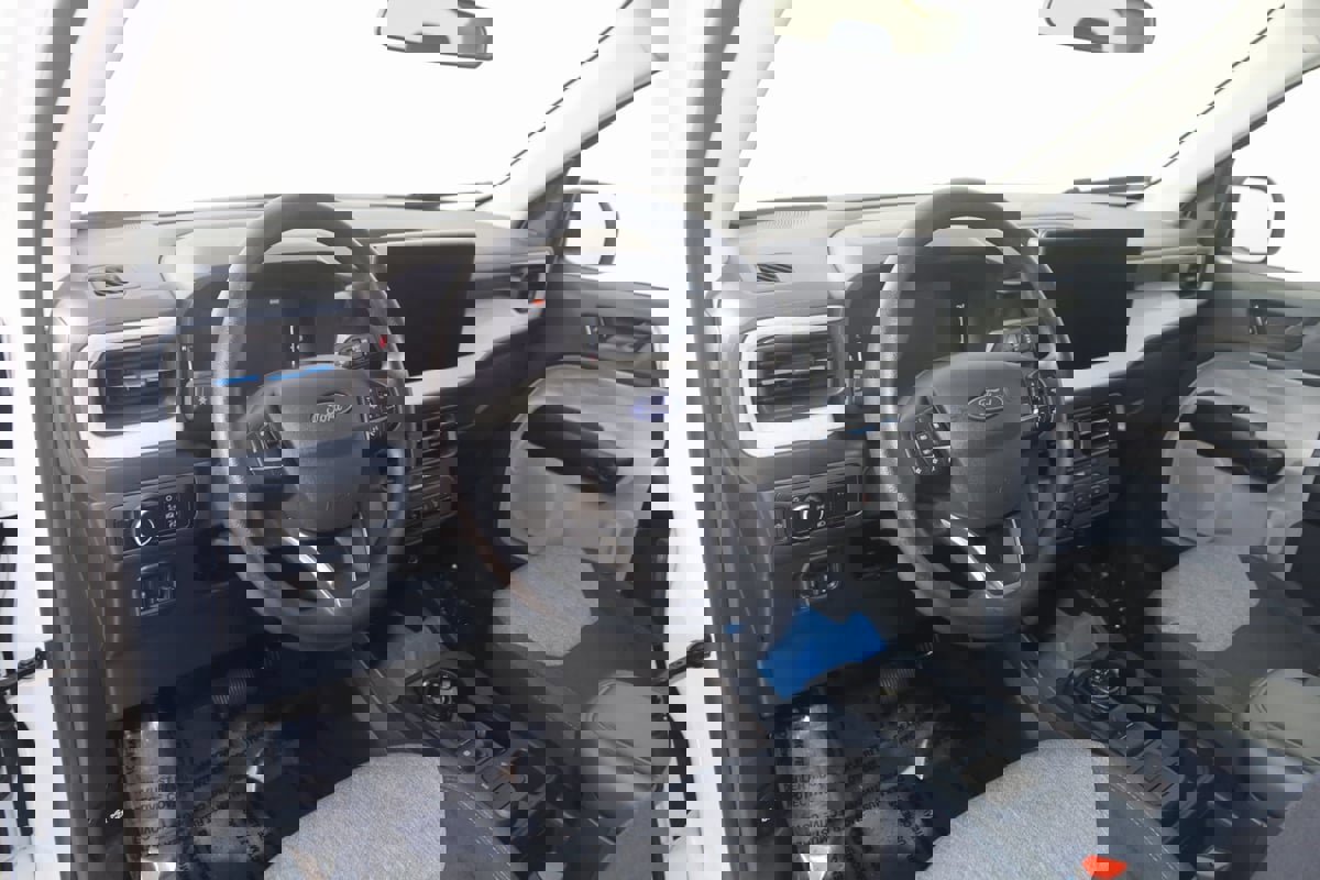 Used 2025 Ford Maverick XLT w/ 4K Tow Package image 22