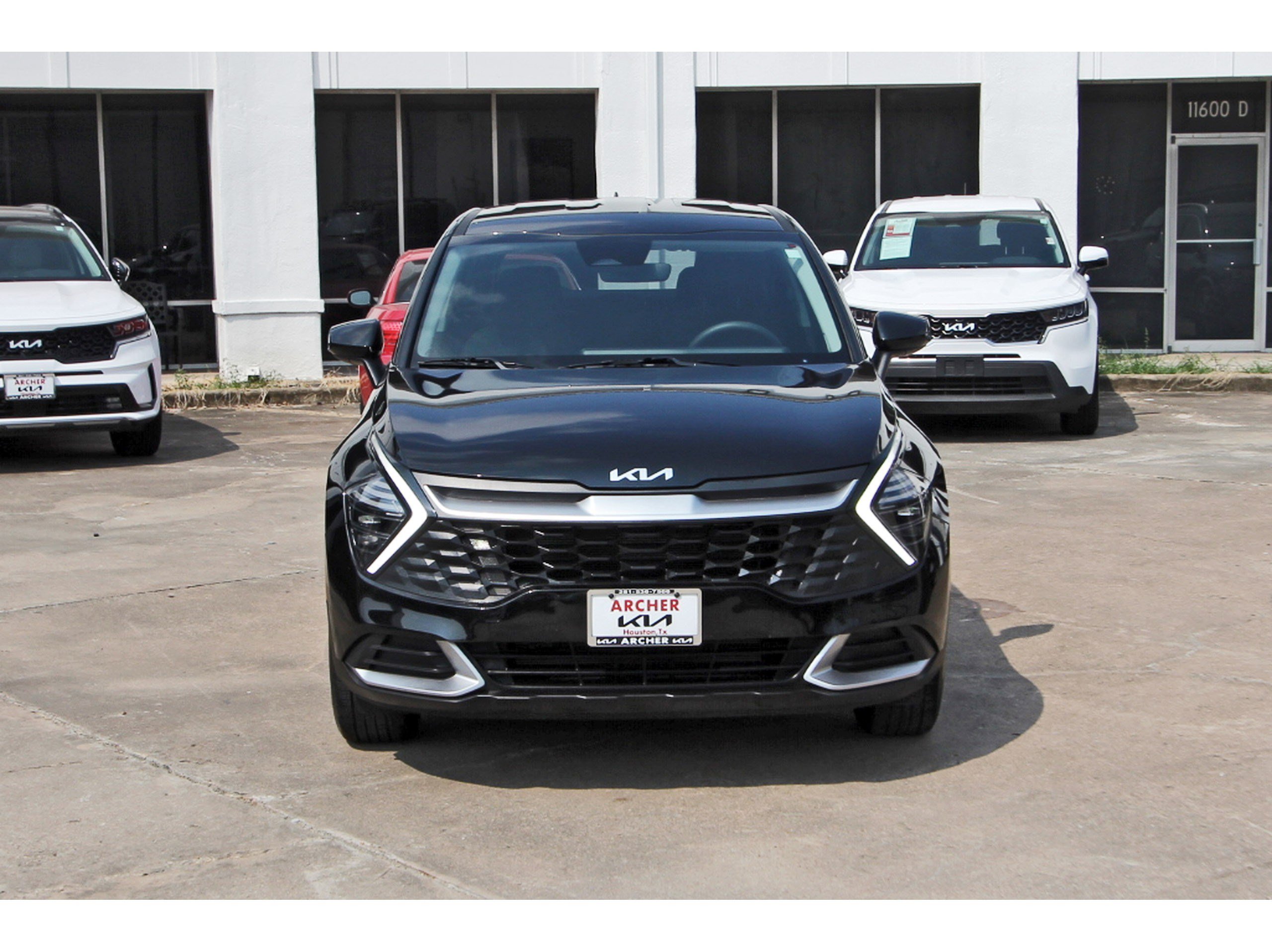 Certified 2025 Kia Sportage LX FWD video 2