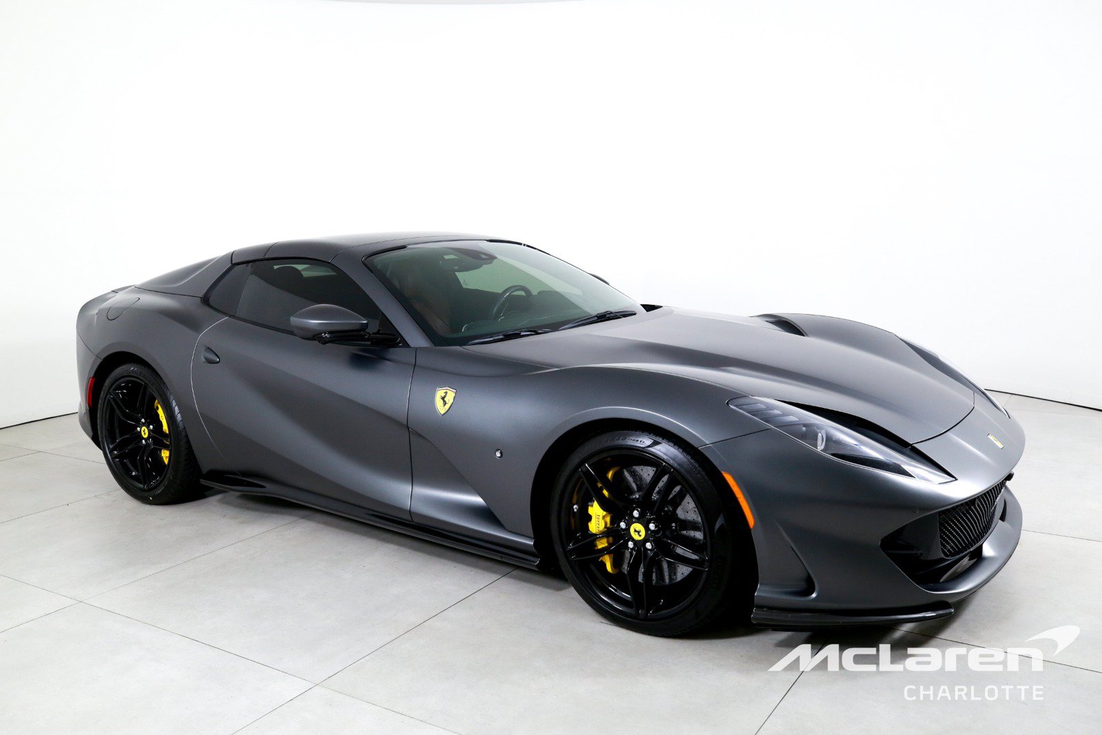 Used 2021 Ferrari 812 GTS RWD image 3
