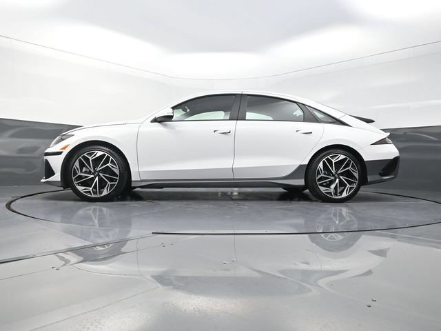 New 2025 Hyundai Ioniq 6 SEL AWD/4WD image 32