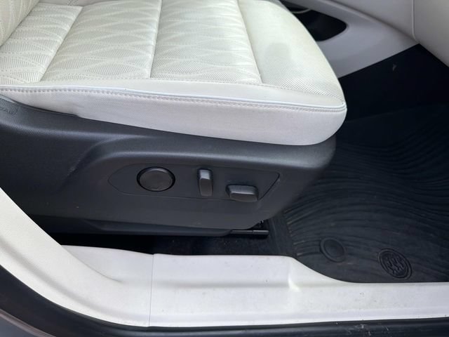 Used 2021 Buick Envision Avenir w/ Technology Package II FWD image 16