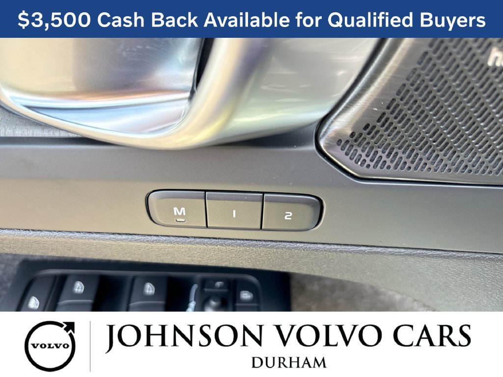 New 2026 Volvo XC40 B5 Plus w/ Climate Package AWD/4WD image 15
