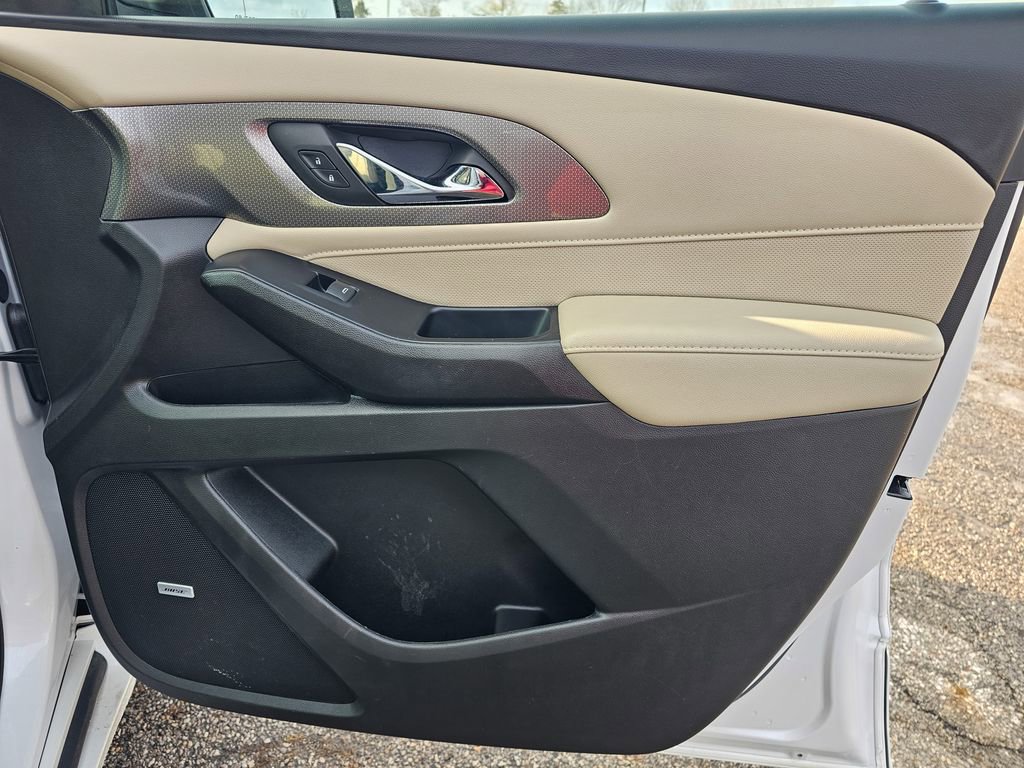 Certified 2023 Chevrolet Traverse Premier AWD/4WD image 50