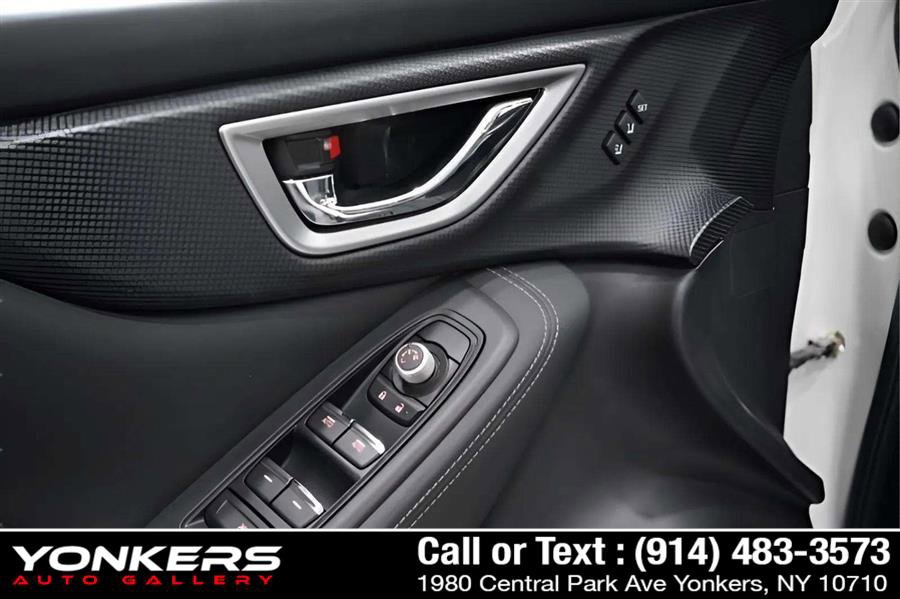 Used 2022 Subaru Forester Touring AWD/4WD image 38
