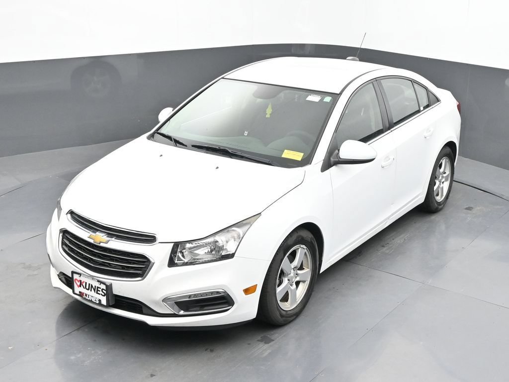 Used 2015 Chevrolet Cruze LT FWD image 31