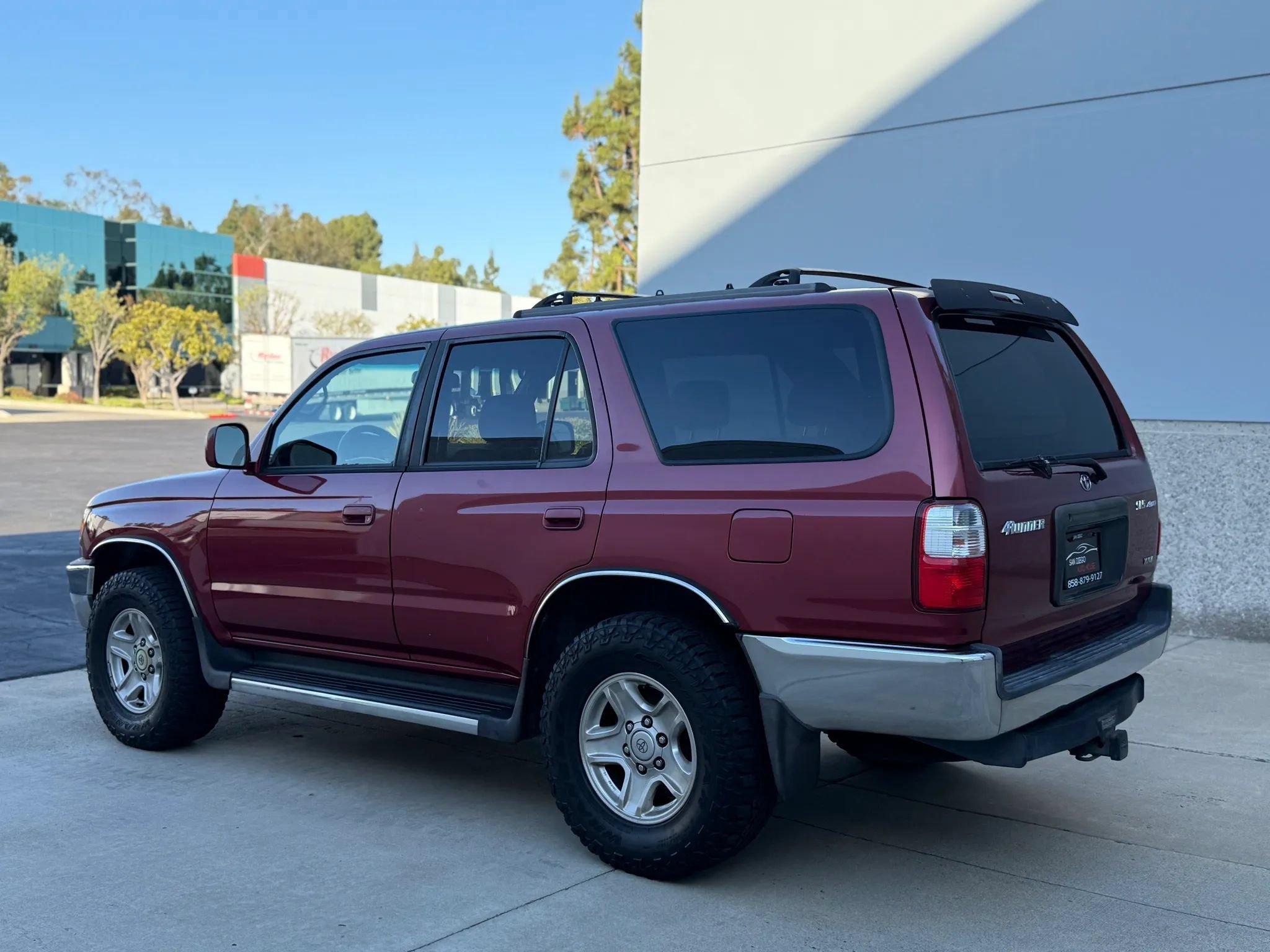 Used 2001 Toyota 4Runner SR5 AWD/4WD image 6