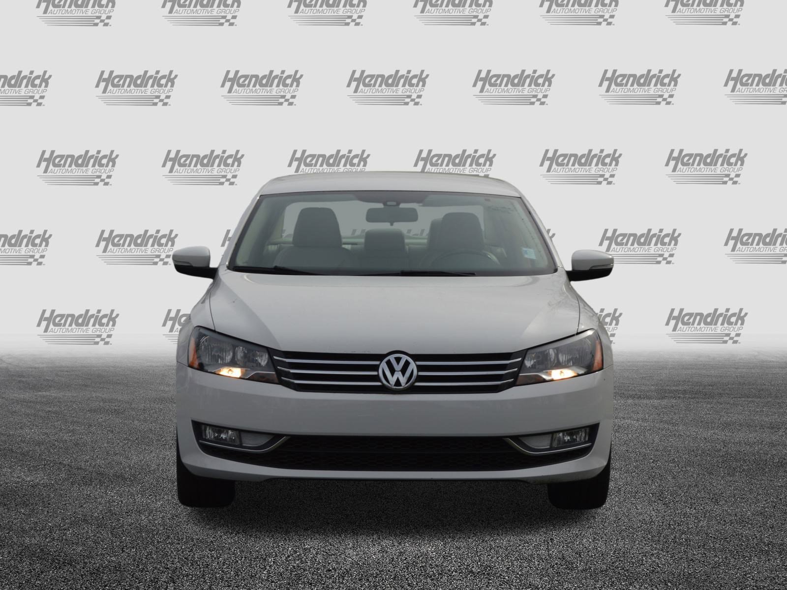 Used 2015 Volkswagen Passat 1.8T Limited Edition image 6