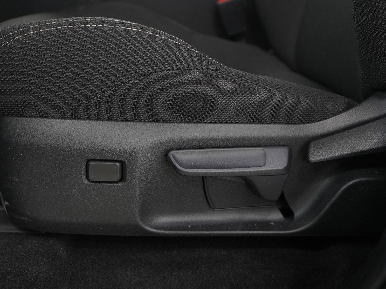 Used 2025 Toyota 4Runner SR5 image 27