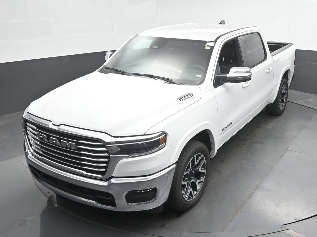 Used 2026 RAM 1500 Laramie AWD/4WD image 32