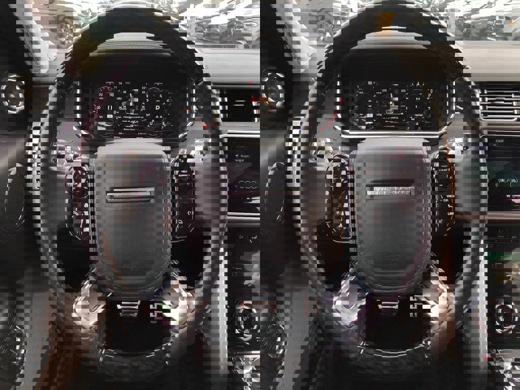 Used 2019 Land Rover Range Rover Long Wheelbase Autobiography image 18