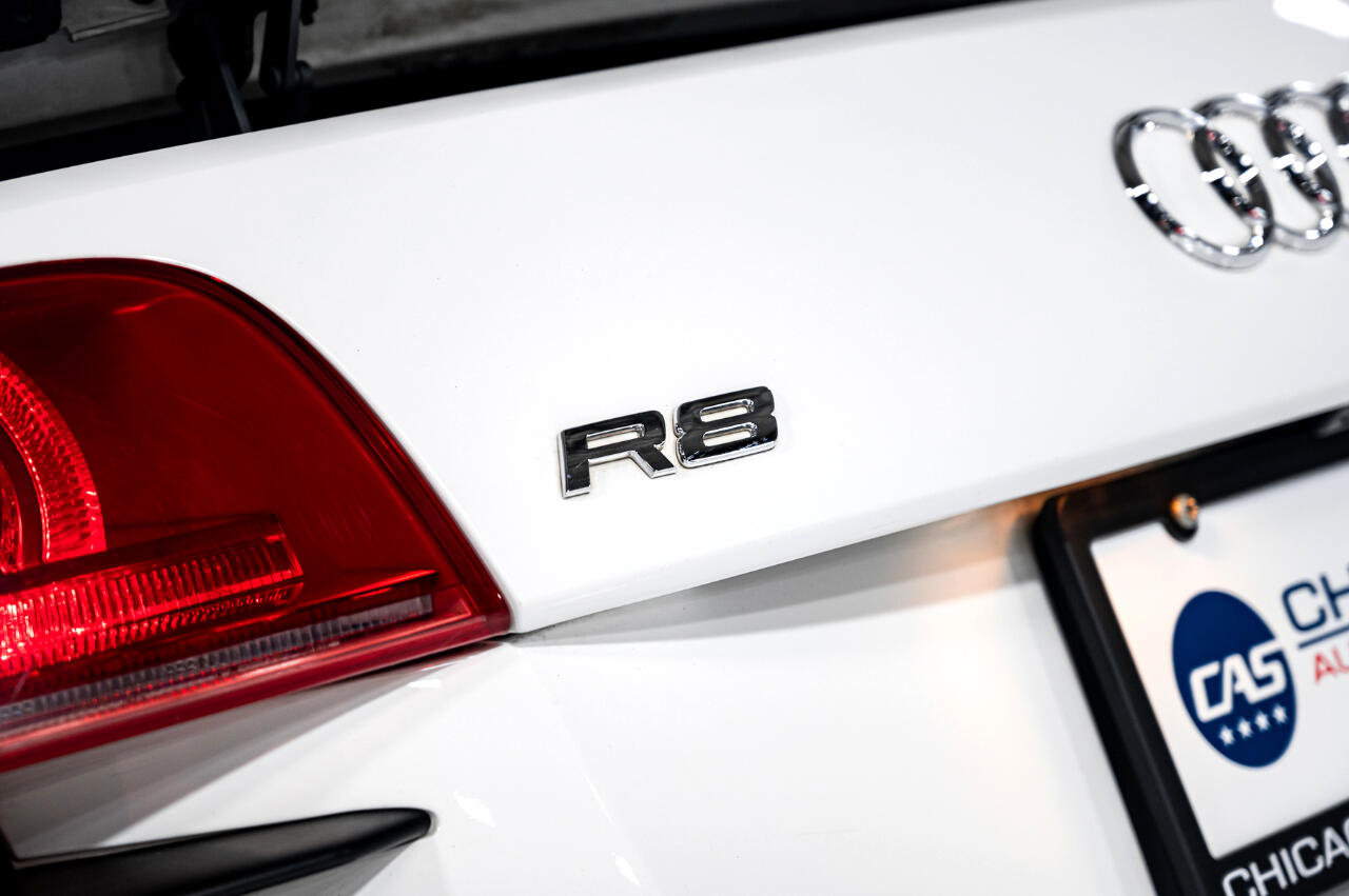 Used 2009 Audi R8 V8 image 16