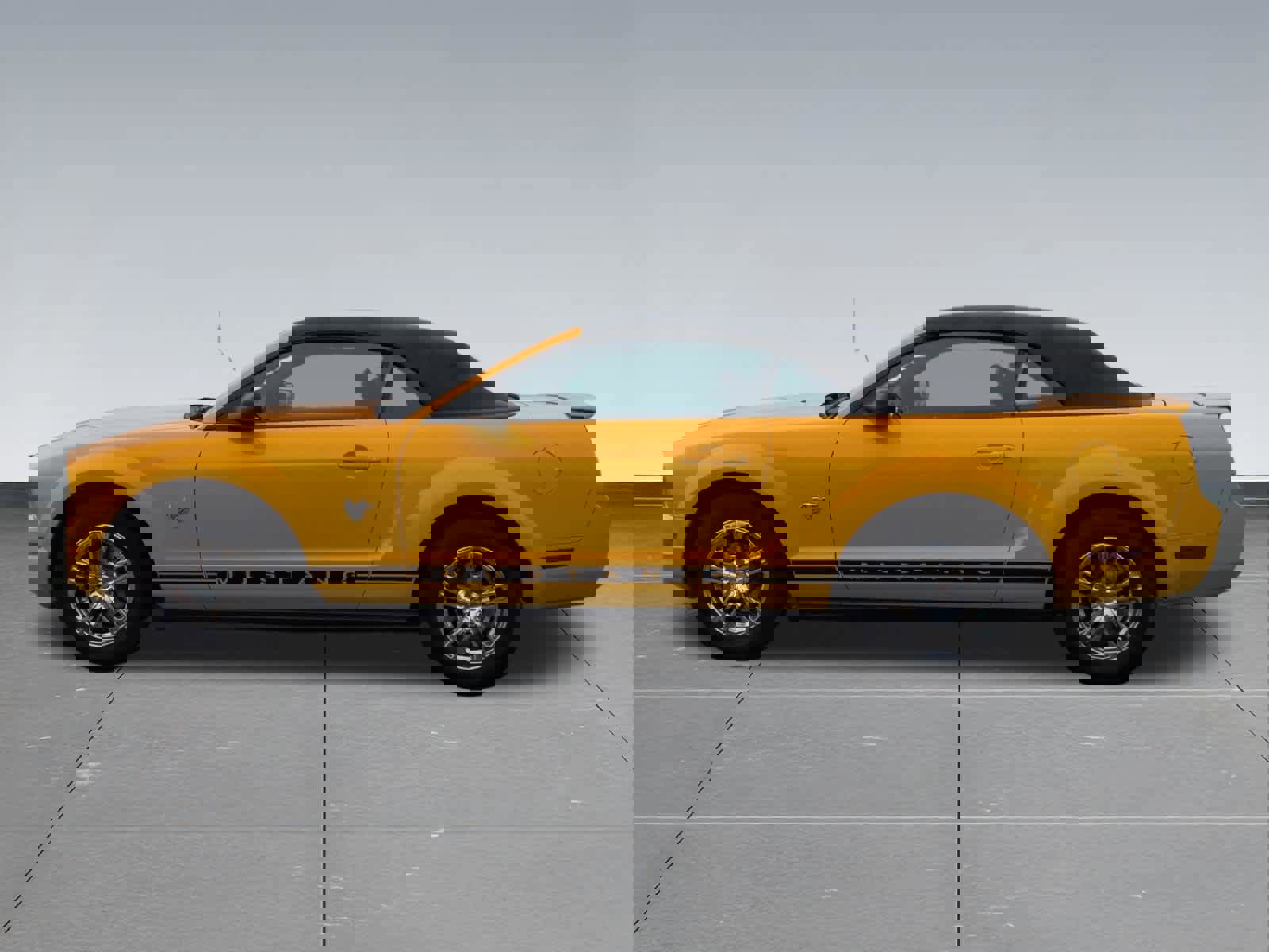 Used 2009 Ford Mustang Convertible image 3