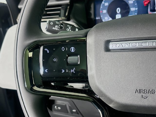 Used 2026 Land Rover Range Rover Velar Dynamic SE AWD/4WD image 10