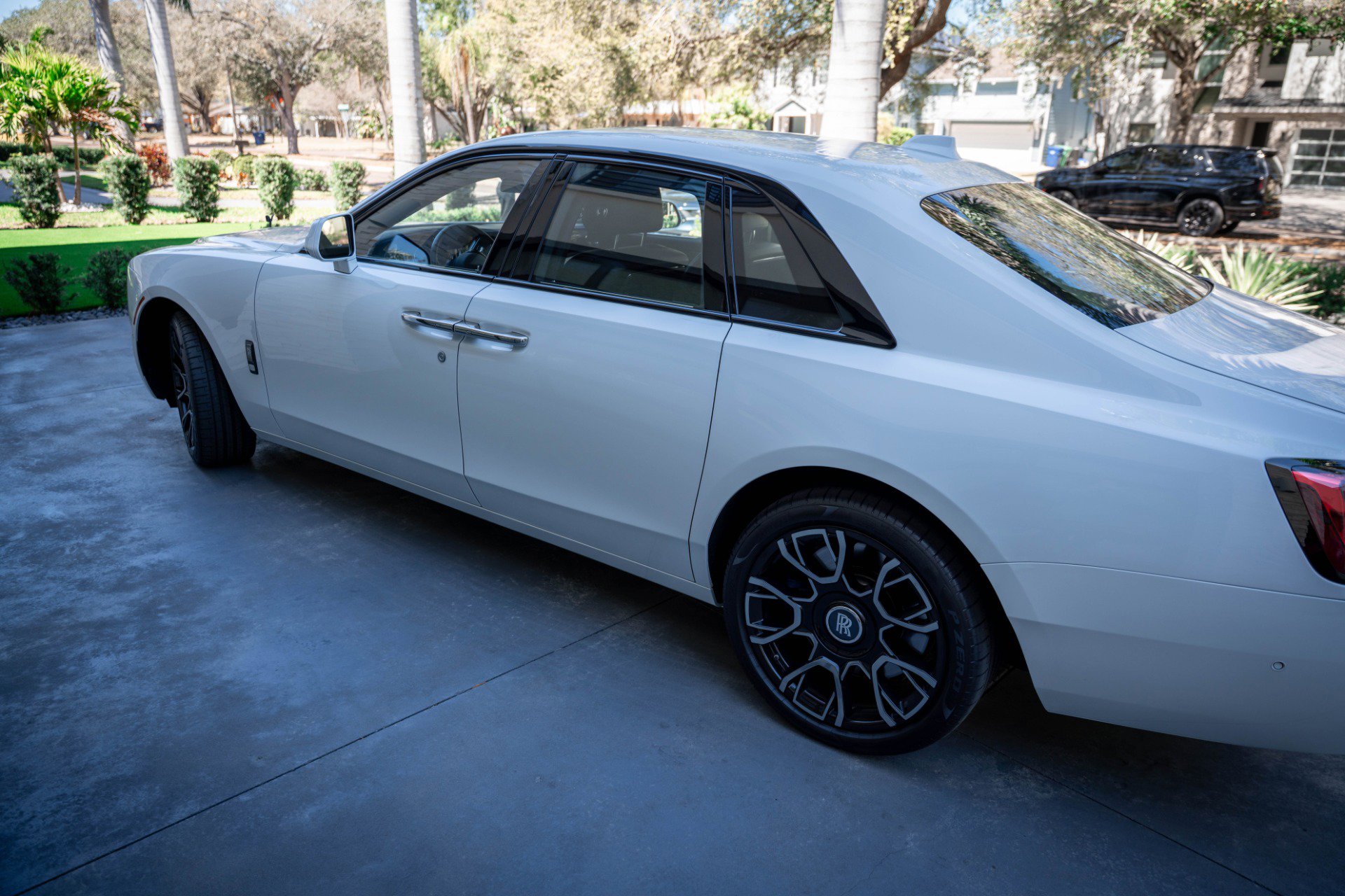 Used 2022 Rolls-Royce Ghost Black Badge image 16