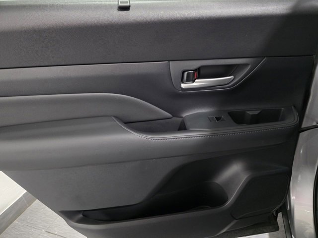 Used 2026 Toyota Grand Highlander XLE image 11