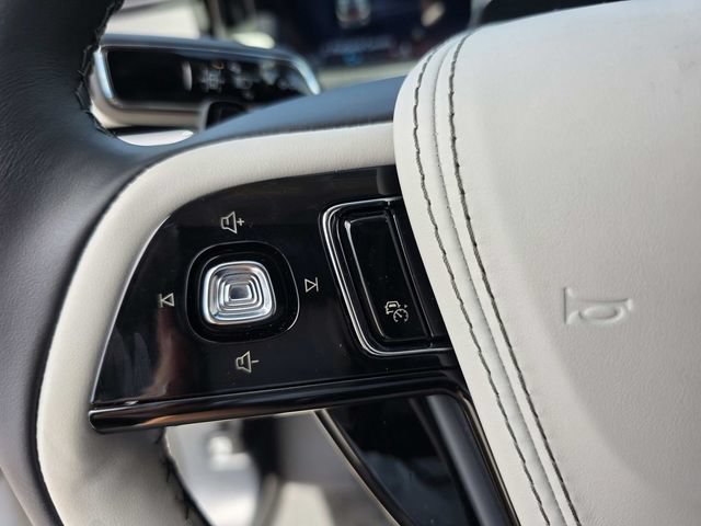 New 2026 Lincoln Aviator Reserve w/ Luxury Package RWD image 13