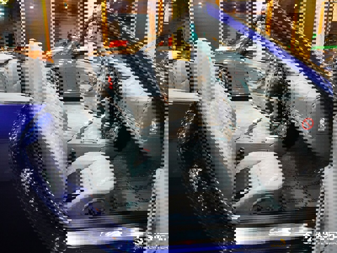 Used 2002 Porsche 911 Carrera 4 image 35