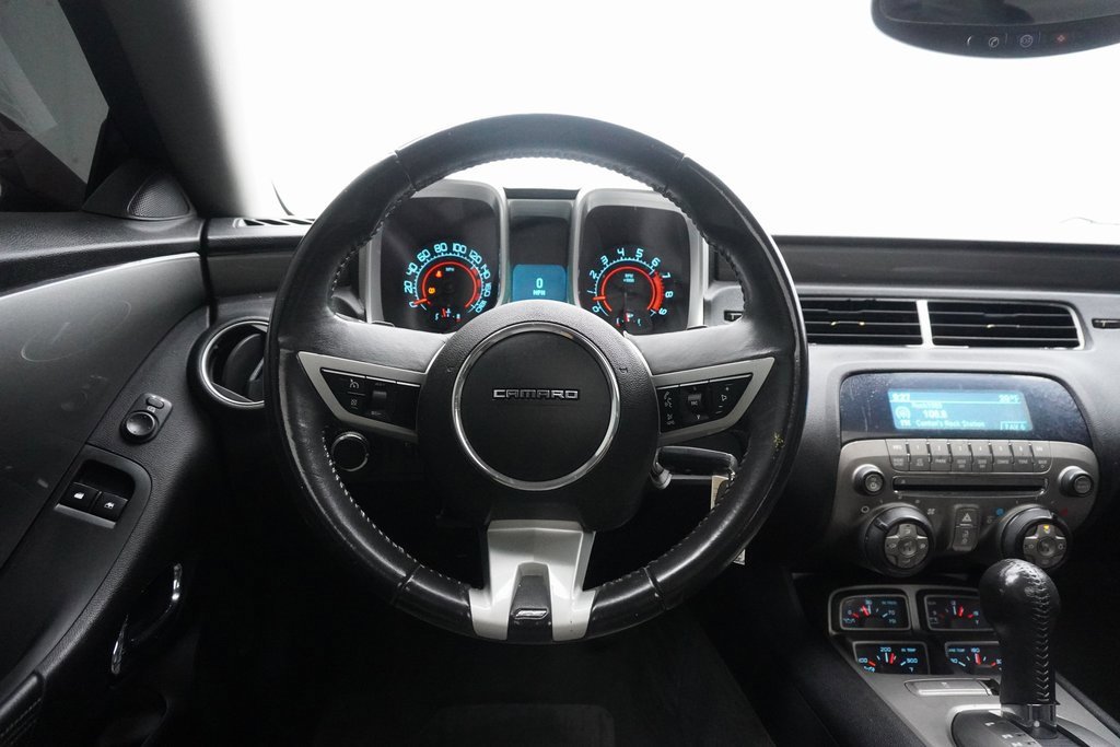 Used 2010 Chevrolet Camaro SS w/ RS Package image 8