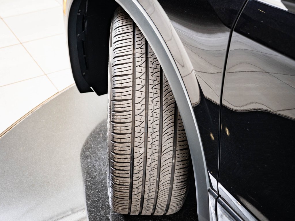 Used 2024 Volkswagen Tiguan SE R-Line image 39