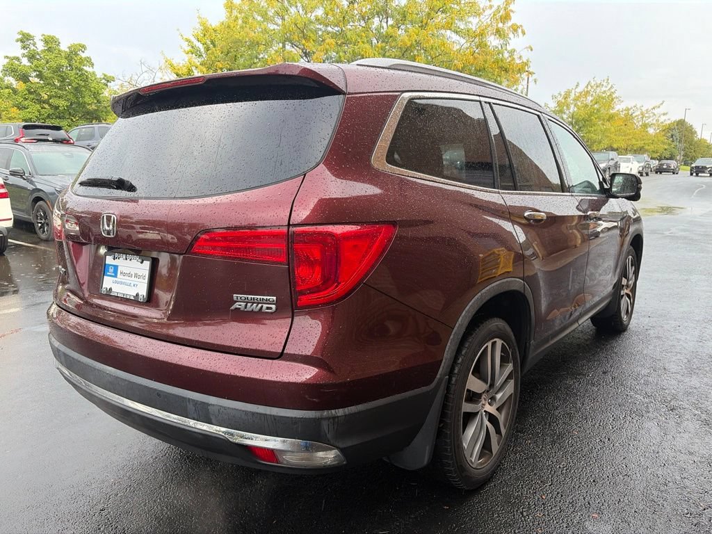 Used 2018 Honda Pilot Touring image 7