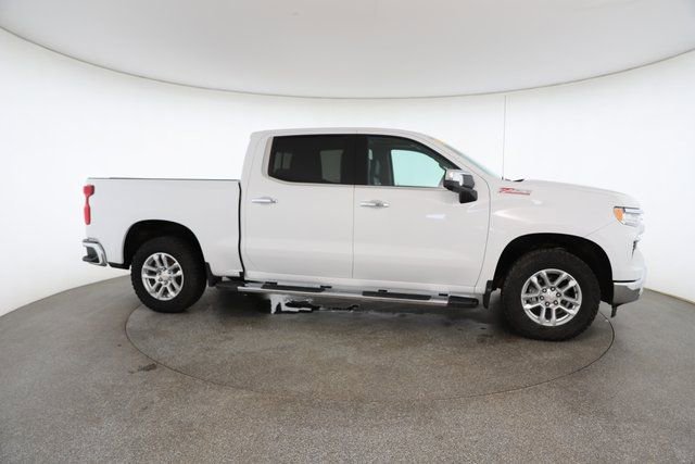 Used 2025 Chevrolet Silverado 1500 LTZ w/ Z71 Off-Road Package image 23