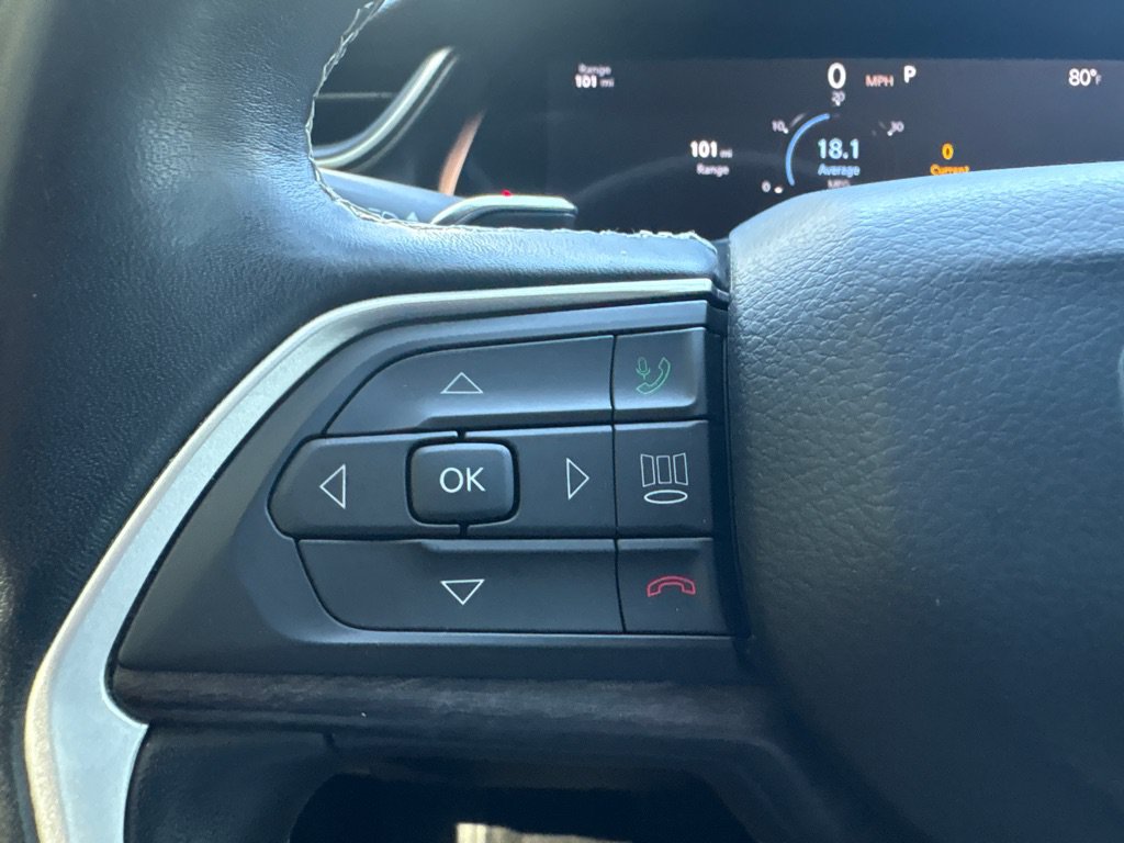 Used 2021 Jeep Grand Cherokee L Limited AWD/4WD image 23