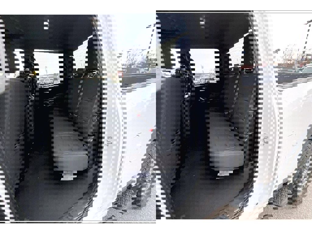 Used 2023 GMC Sierra 2500 SLE w/ SLE Value Package; image 28