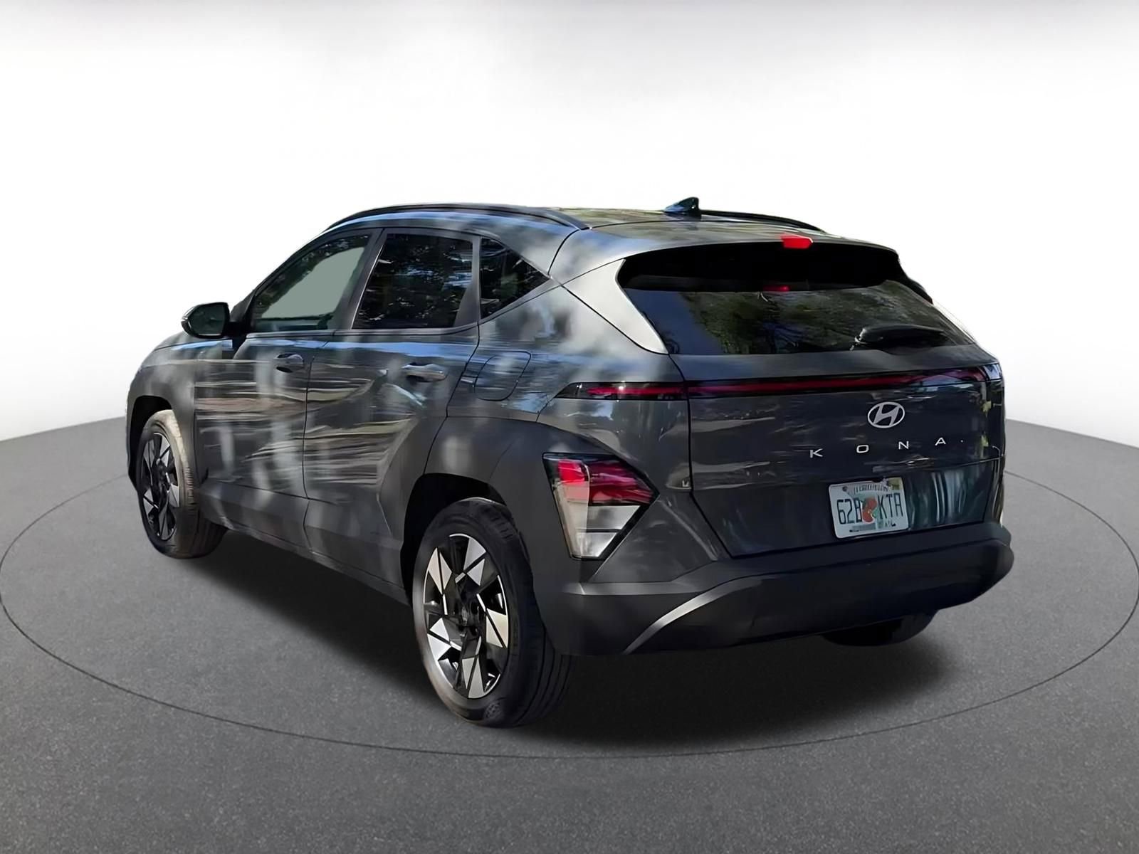 Used 2025 Hyundai Kona SEL image 11
