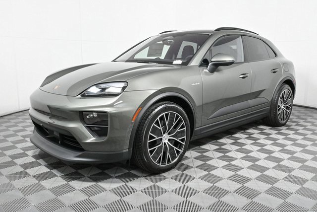 Certified 2025 Porsche Macan Electric image 1
