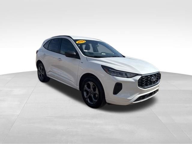 Used 2023 Ford Escape ST-Line w/ Tech Pack #1 image 5