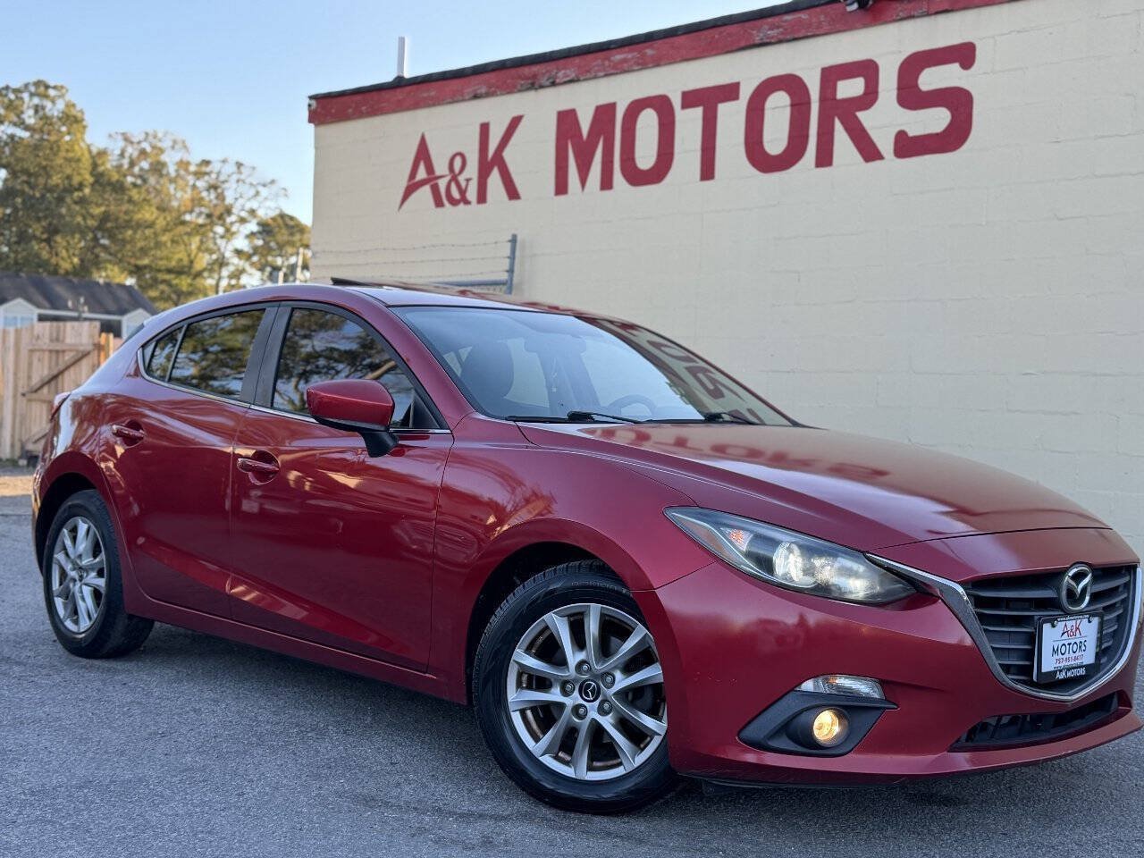 Used 2015 MAZDA MAZDA3 i Touring w/ Technology Package