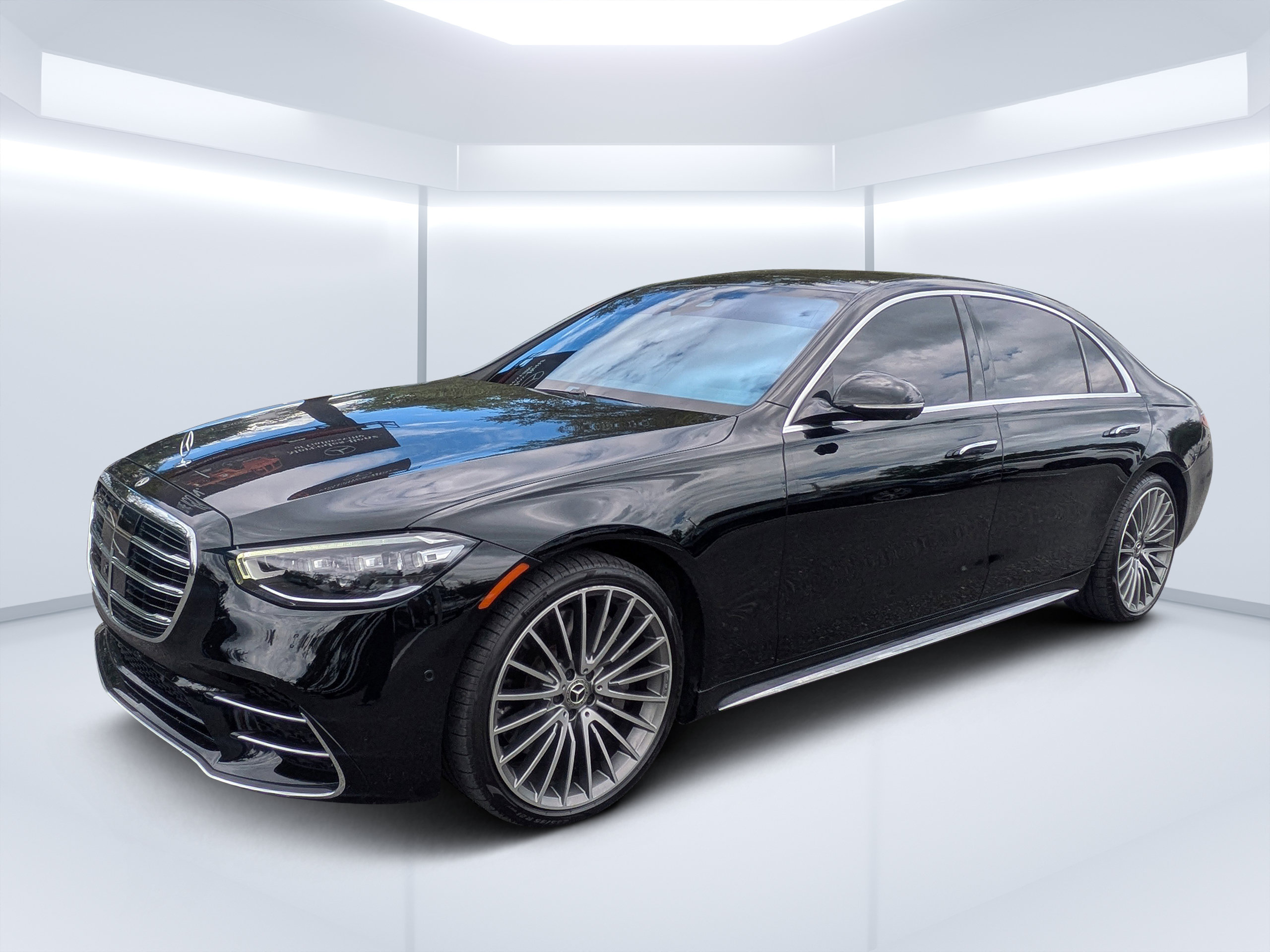 Certified 2023 Mercedes-Benz S 500 4MATIC image 7