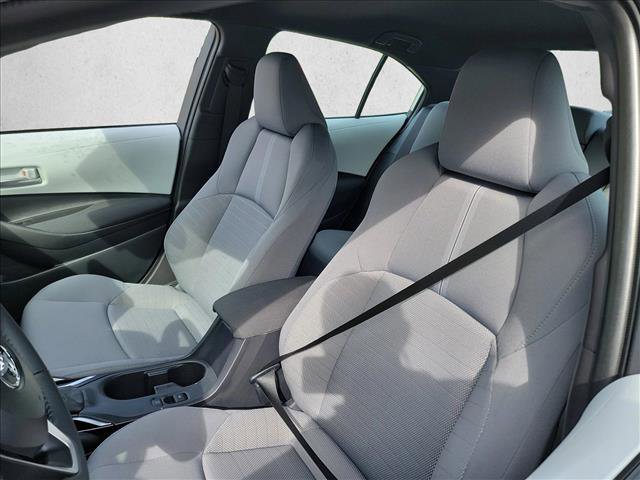 Used 2026 Toyota Corolla SE FWD image 9