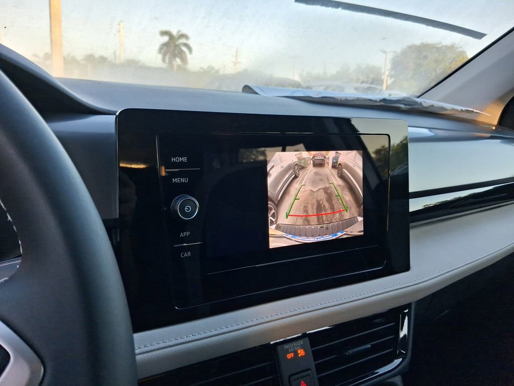 New 2026 Volkswagen Taos S image 10