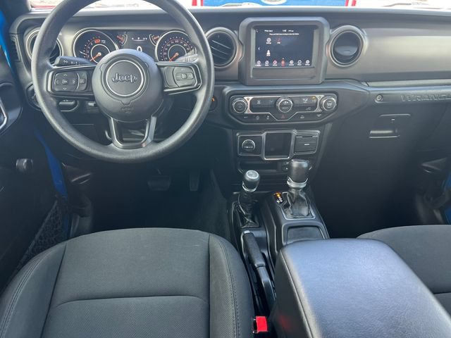 Used 2022 Jeep Wrangler Unlimited Sport AWD/4WD image 3