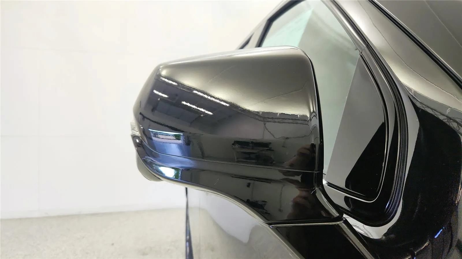 New 2026 Chevrolet Tahoe High Country w/ Sun And Tow Package AWD/4WD image 18