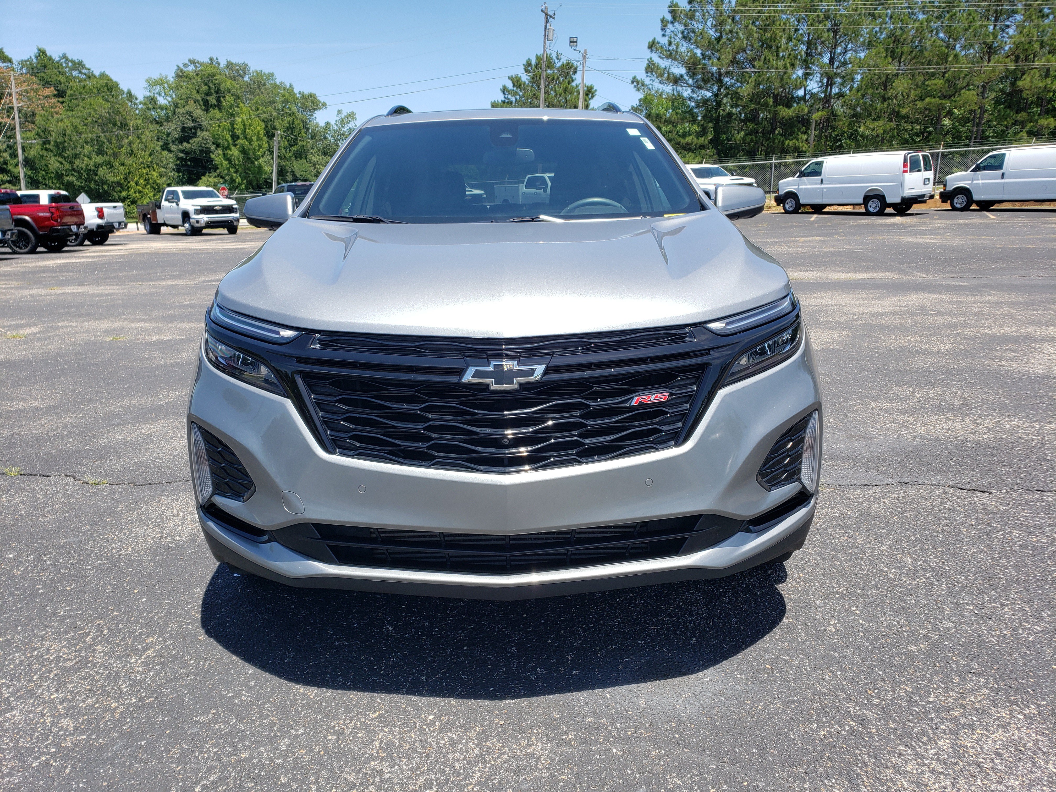 Used 2023 Chevrolet Equinox RS w/ RS Leather Package FWD image 7