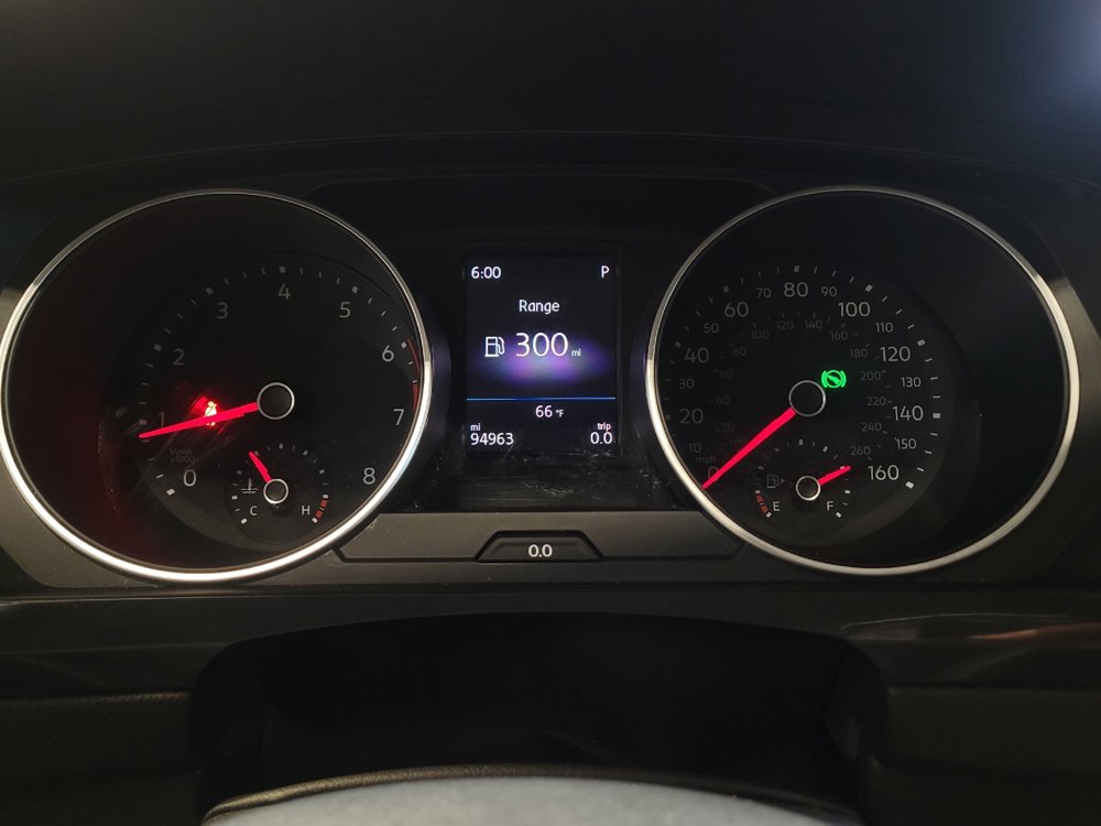 Used 2019 Volkswagen Tiguan SE image 23