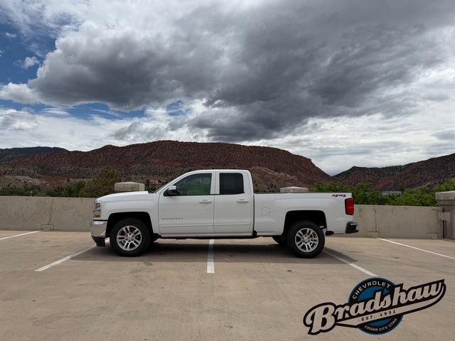 Used 2018 Chevrolet Silverado 1500 LT w/ All Star Edition AWD/4WD image 4