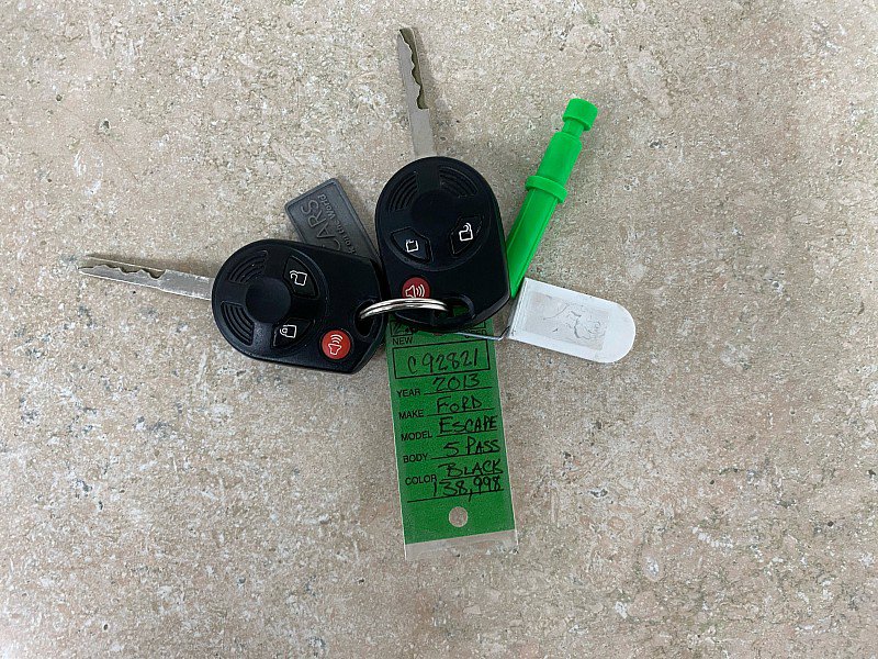 Used 2013 Ford Escape SE image 28