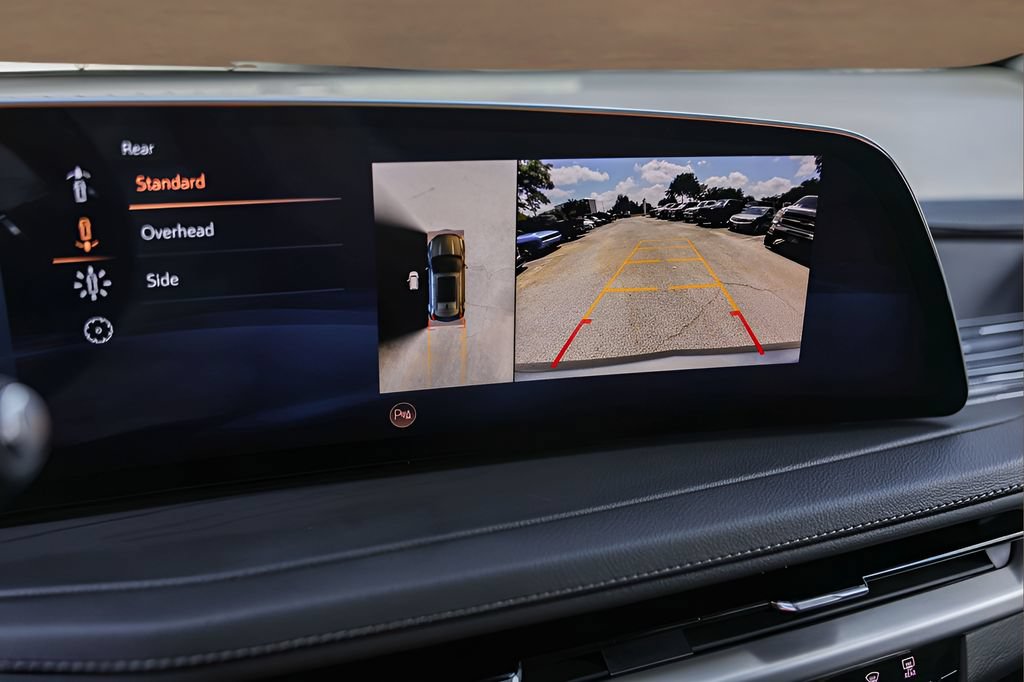 Certified 2025 Cadillac XT4 Premium Luxury FWD image 16