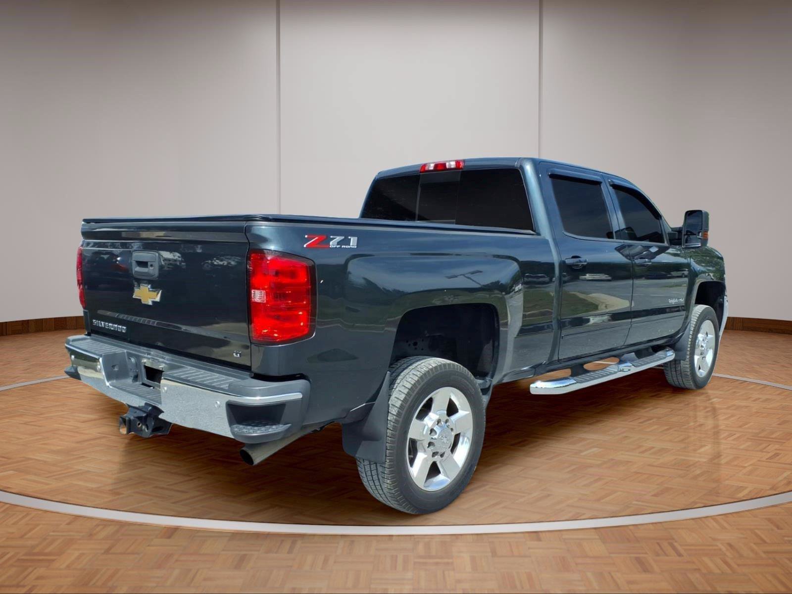 Used 2018 Chevrolet Silverado 2500 LT w/ All Star Edition AWD/4WD image 6