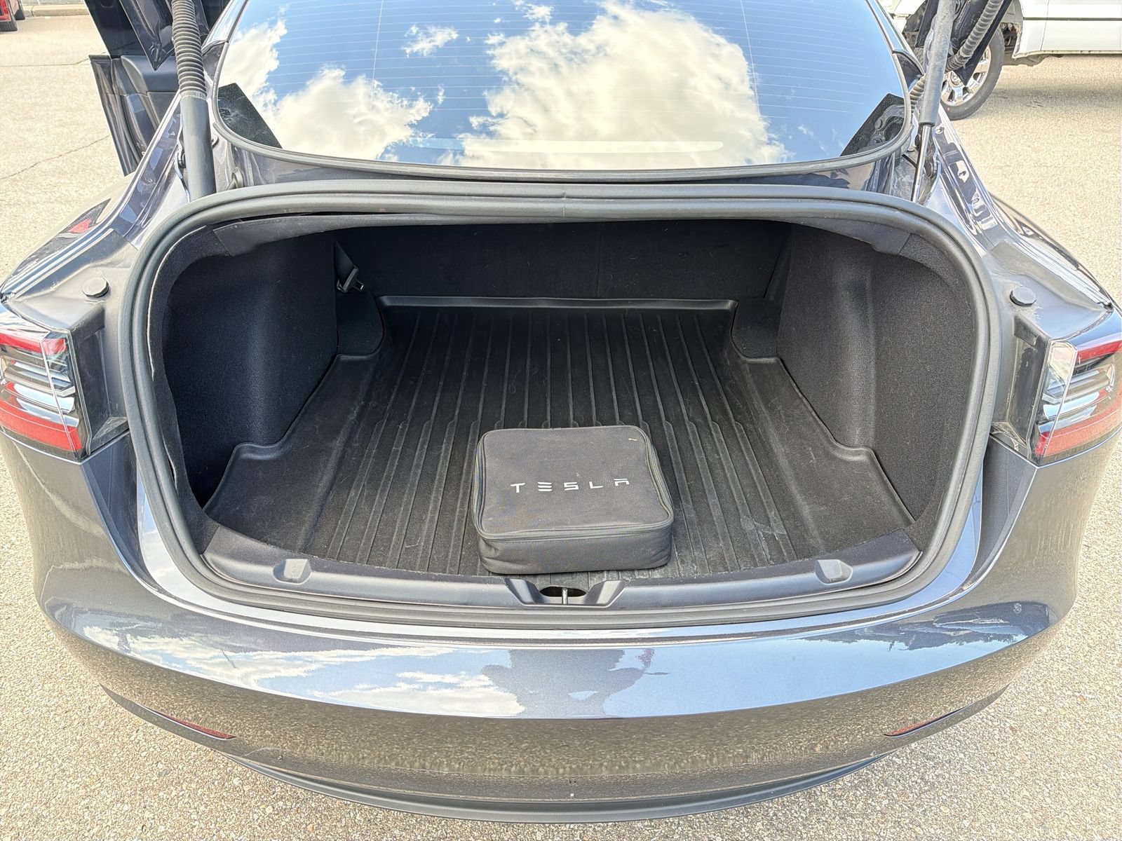Used 2023 Tesla Model 3 Performance AWD/4WD image 17