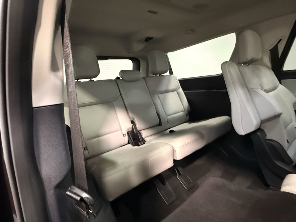 Used 2025 Ford Expedition Max Platinum w/ Driver's Package AWD/4WD image 68