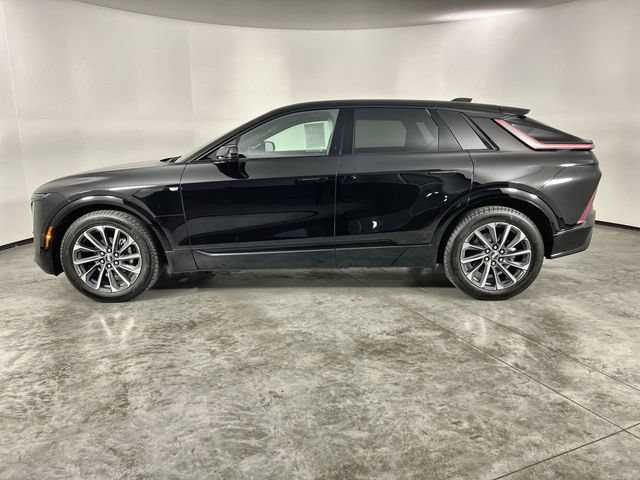 Certified 2026 Cadillac Lyriq Sport AWD/4WD image 5