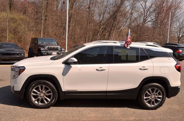 Used 2022 GMC Terrain SLT AWD/4WD image 5