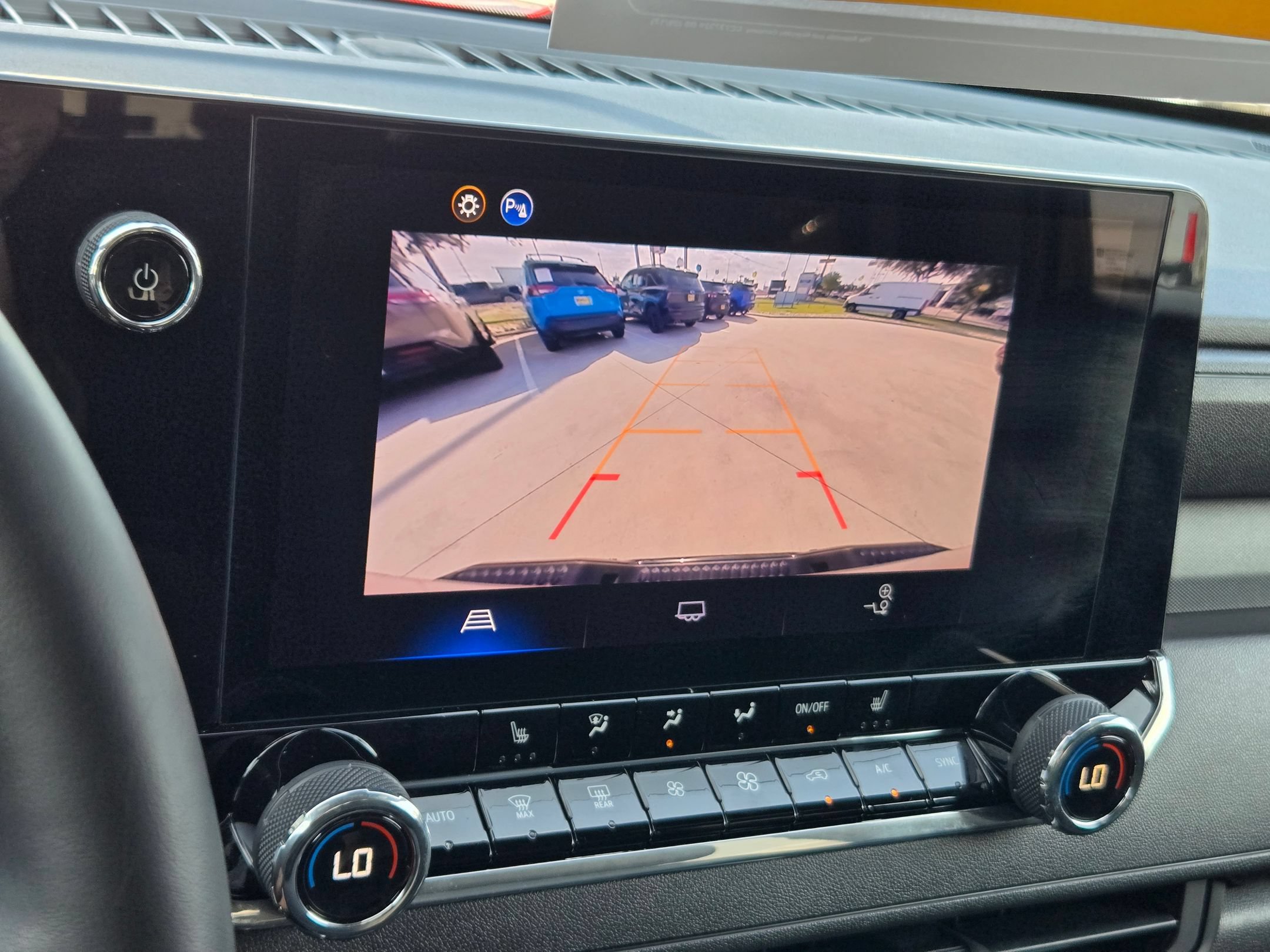 Certified 2025 Chevrolet Colorado Trail Boss AWD/4WD image 16