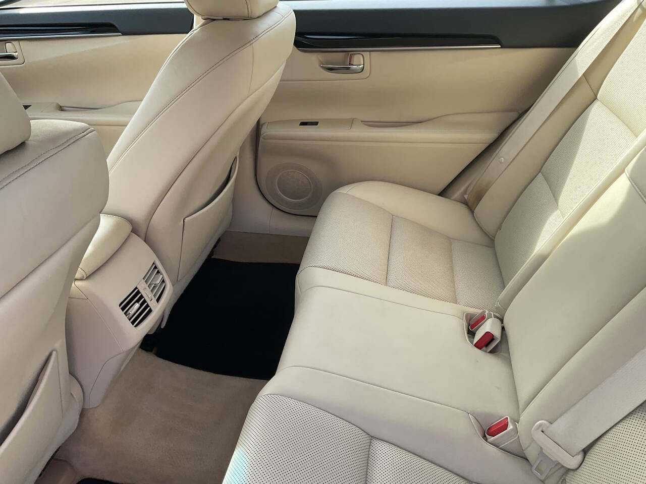 Used 2015 Lexus ES 350 image 12